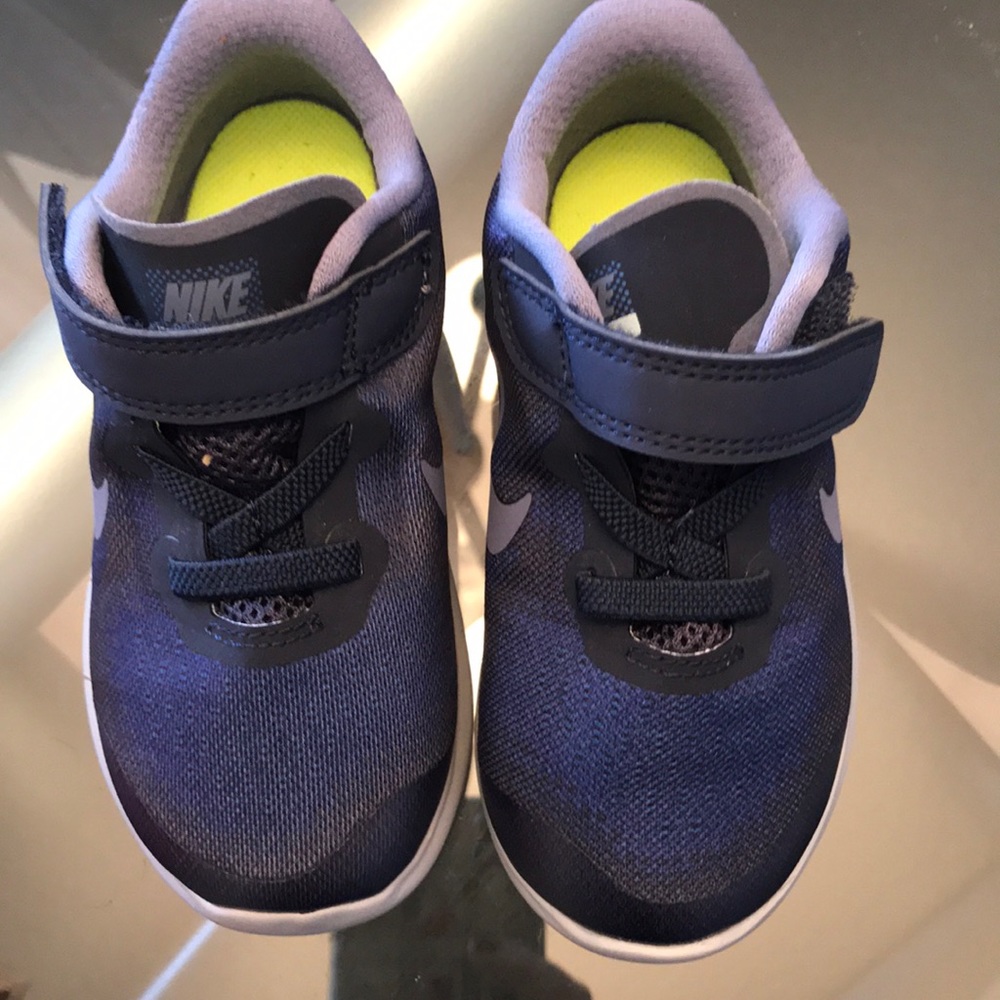 NEW Nike toddler shoes